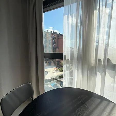 Appartamento Loft Mlyny Mogilska, 3 Min Do Tauron Arena Cracovia